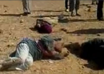 ليبيا تقتل 50 مصريا في غارة جوية بسبب تسللهم الى أراضيها