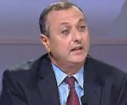 عصام الشابي: نجيب الشابي لن يعتزل السياسة