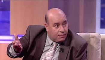 إثر اعترافه بالتعذيب: اتهامات لمحافظ الشرطة