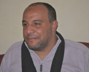 قيادي من النهضة يتهم سوريين وليبيين بتوتير الأجواء بين تونس والجزائر