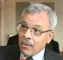 التكتل يتمسك بالجبالي رغم رفضه البقاء في الحكم