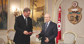 يتسلّم مهامه رسميا الأربعاء المقبل: الحبيب الصيد يُقدّم تشكيلته الحكومية