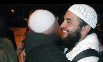 السلفيون يكشفون عن مقتل أحد المورطين في اغتيال البراهمي وتواجد آخر في سوريا