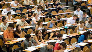 امضاء اتفاقية شراكة لاحداث اول جامعة امريكية في تونس