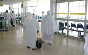 وزارة الشؤون الدينية تُؤكد: شرط حج المرأة التونسية بصحبة محرم قديم ومفروض من السلطات السعودية