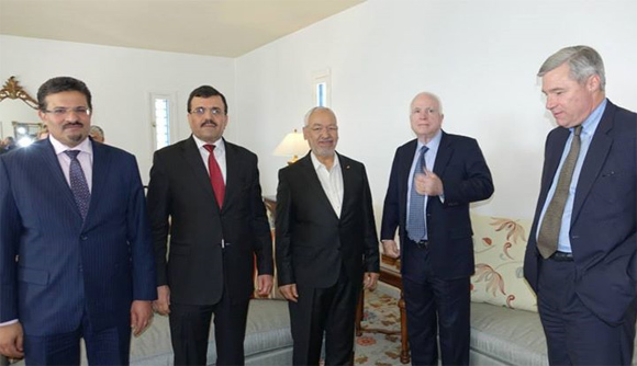 السيناتور جون ماكين في ضيافة الغنوشي