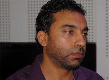 ايقاف الإعلامي ماهر زيد