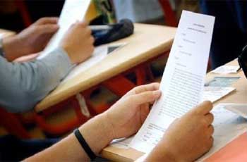 وزارة التربية تنفي وإتحاد الشغل يؤكد ورئيس الجمهورية يقرّ بـالكارثة وأنباء عن ضبط شبكة لتسريب امتحانات الباكالوريا